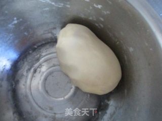 红豆蓉蛋黄酥的做法步骤：5