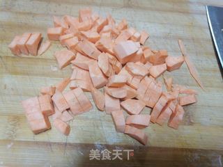 蜜薯糯米粥的做法步骤：2