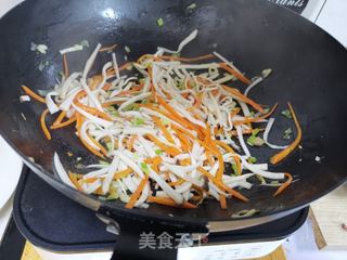 肉丝炒杏鲍菇的做法步骤:9