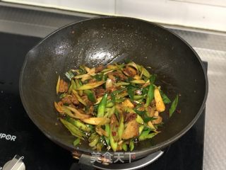 回锅肉的做法步骤：9