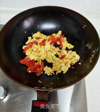 西红柿炒鸡蛋的做法步骤:8