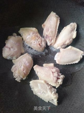 干锅鸡翅的做法步骤:3