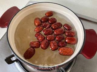 红薯银耳红枣羹的做法步骤:7
