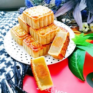 莲蓉蛋黄月饼的做法步骤:17
