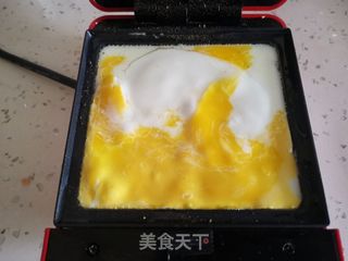 香肠煎蛋的做法步骤:3