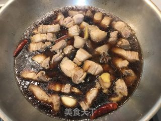 外婆家的红烧肉的做法步骤：4