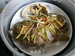 葱姜蒸青蟹的做法步骤:5