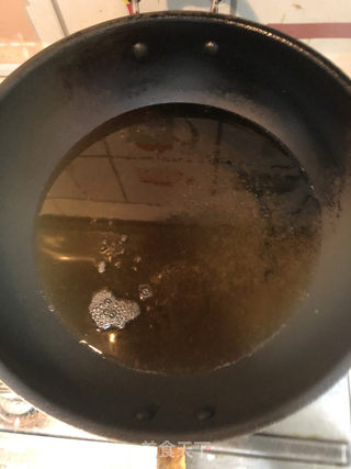 炸鸡翅的做法步骤：8