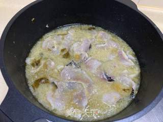 金汤酸菜鱼的做法步骤:7