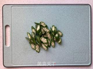 豆腐秋葵蛋汤的做法步骤:3