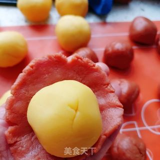 奶黄留心月饼的做法步骤:13