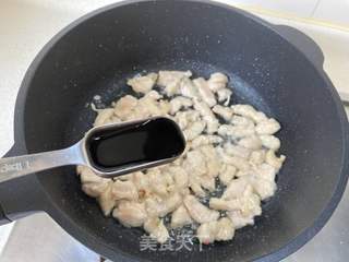 鸡丁炒西兰花的做法步骤:8