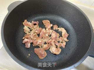 干炒牛肉河粉的做法步骤：4