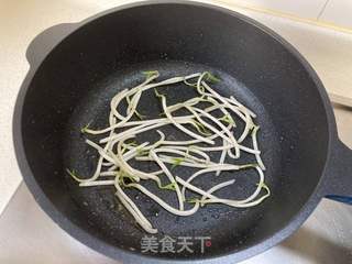 干炒牛肉河粉的做法步骤:6