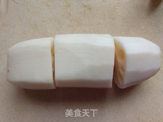 椒盐藕条的做法步骤:2