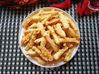 椒盐藕条的做法步骤:12