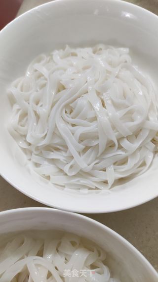 冬阴功汤河粉的做法步骤:5