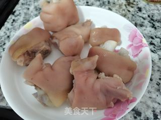 香辣酥皮猪蹄的做法步骤：3