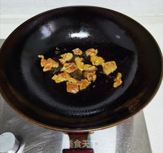 白菜粉条炖肉片的做法步骤：5