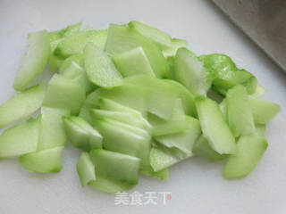 培根炒佛手瓜的做法步骤：5