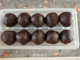 蛋黄酥的做法步骤:6