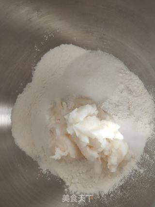 蛋黄酥的做法步骤:12