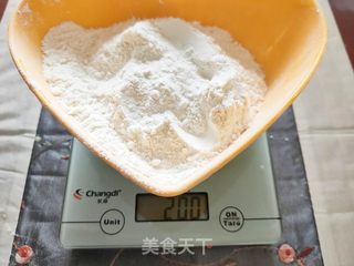 蛋黄酥的做法步骤:7