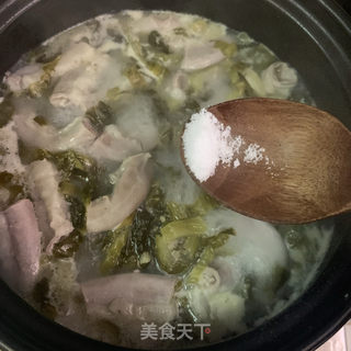 酸菜粉肠煲的做法步骤：14