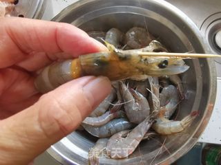 油焖大虾的做法步骤：2