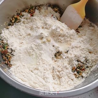 伍仁火腿苏式月饼的做法步骤:5
