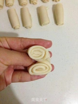 伍仁火腿苏式月饼的做法步骤:25