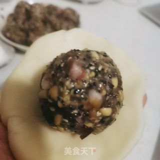伍仁火腿苏式月饼的做法步骤:27