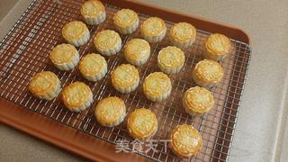 香酥豆沙月饼的做法步骤:14