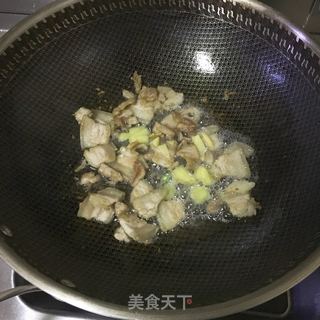 辣椒炒肉的做法步骤：2