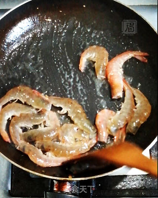 砂锅海鲜粥 的做法步骤:5