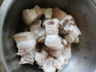 百叶结烧肉的做法步骤:4