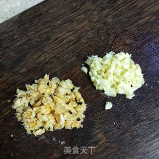 虾仁炒萝卜青的做法步骤：4