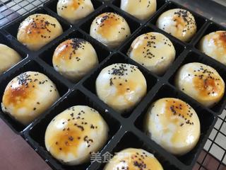 蛋黄酥的做法步骤:50
