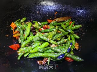 干煸豆角的做法步骤:6