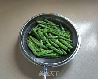 干煸四季豆的做法步骤:5