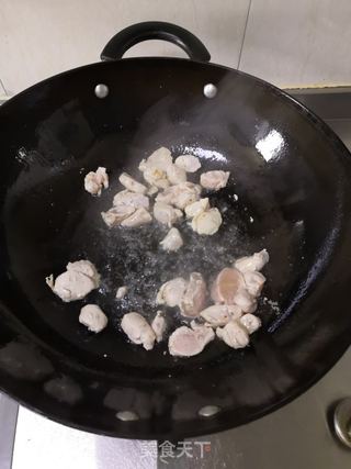 咖喱鸡肉饭的做法步骤：2