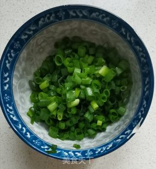 葱油饼的做法步骤：6