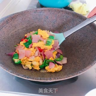洋葱炒鸡蛋的做法步骤：7