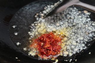 蒜苔炒肉的做法步骤：6