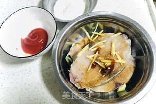 茄汁马鲛鱼的做法步骤：3