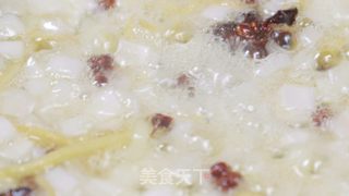 葱油秋葵的做法步骤：1