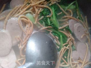 馓子火腿肠。的做法步骤:6