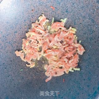 榨菜炒肉丝的做法步骤：5