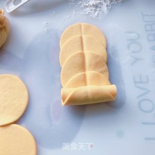 南瓜玫瑰花馒头的做法步骤:15