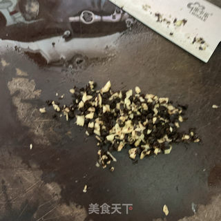 黑椒豆鼓蒸排骨的做法步骤：1